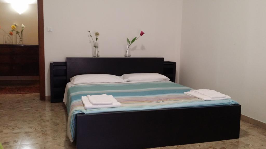 Casa Farinati 2 Apartment Verona Bagian luar foto
